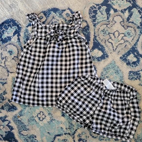 Carter's gingham set - Picture 1 of 4